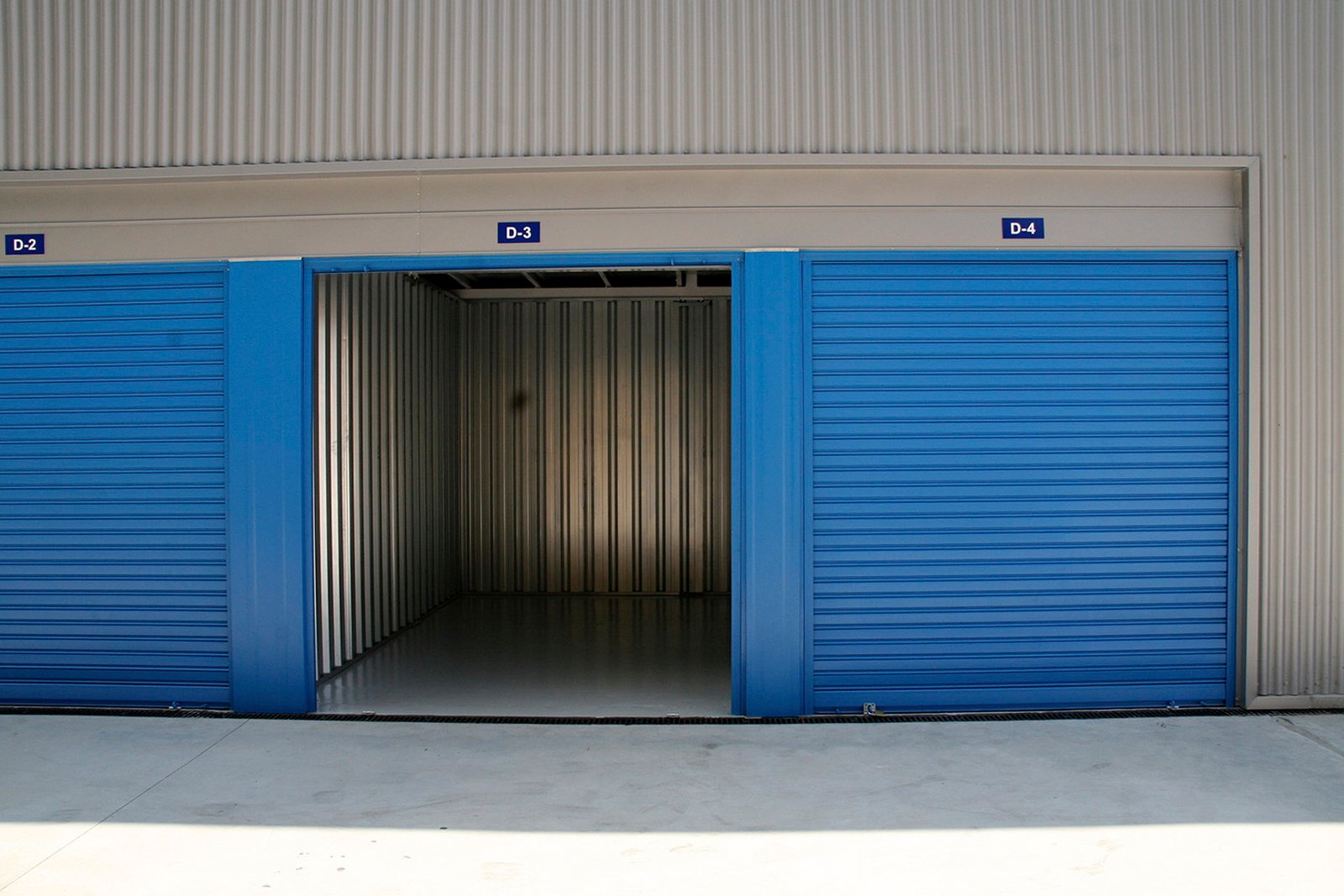 instalaciones-almacenes-privados-acceso-exterior-vigo