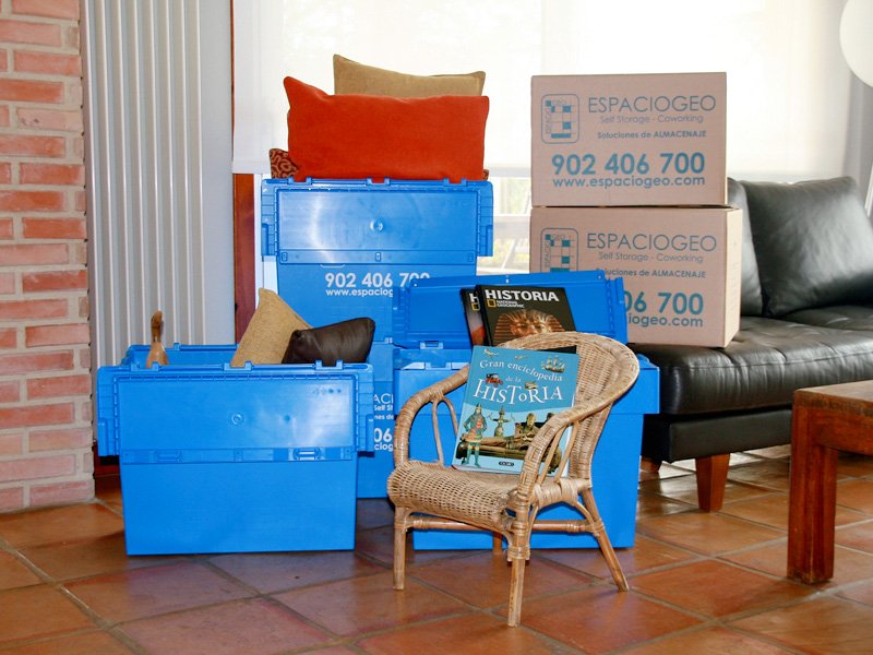 Trastero a Domicilio. Guarda tus cajas y objetos Trastero a Domicilio. Guarda tus cajas y objetos